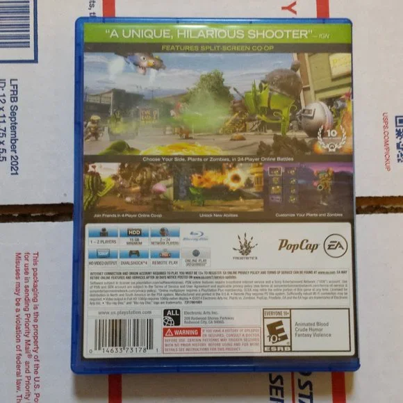 Playstation 4 Plants vs Zombies Garden Warfare video game - Picture 2 of 3